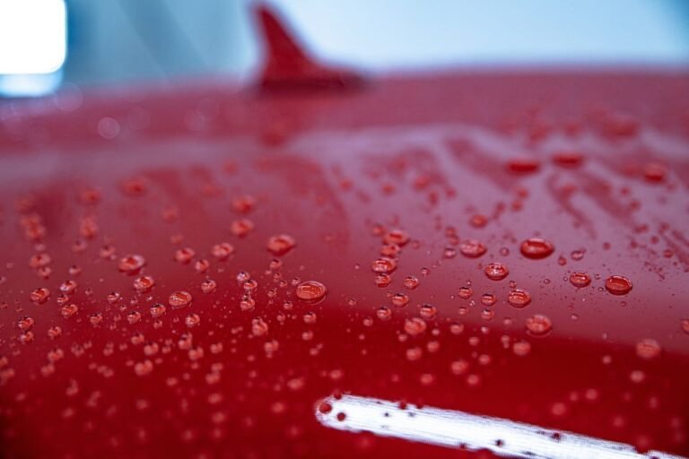 Pourquoi opter pour un traitement hydrophobe sur votre voiture ?